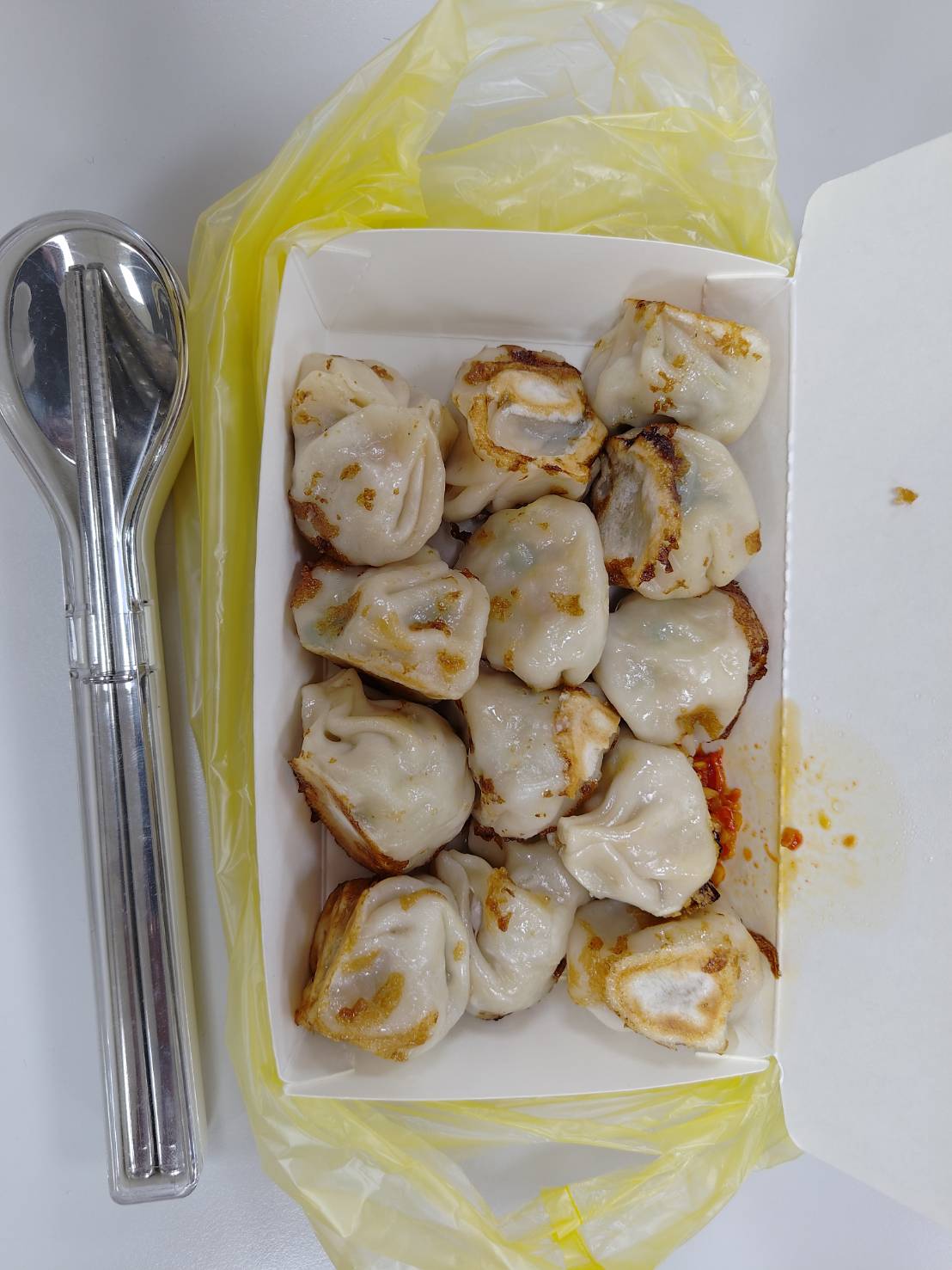 我們使用環保餐具喔，百萬餐桌減碳任務。2025.08.15